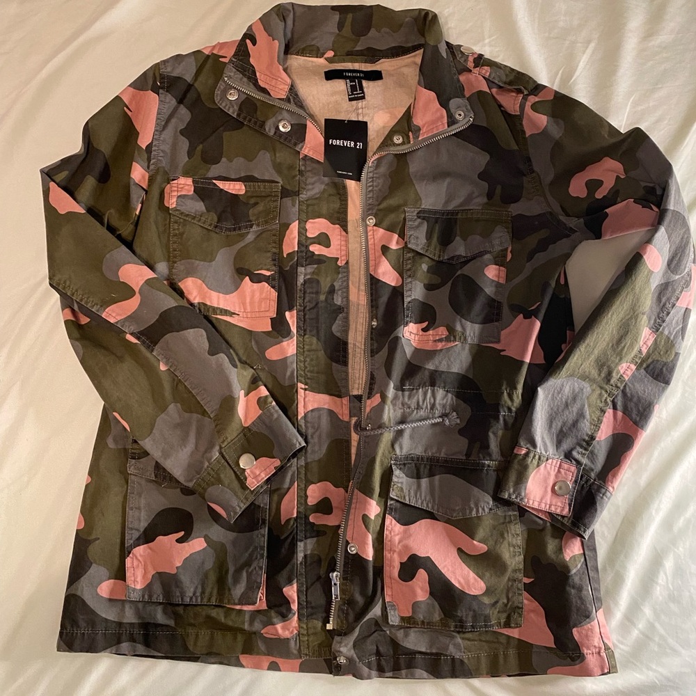 NWT | Forever 21 | Small | Pink and Green Camo Jacket